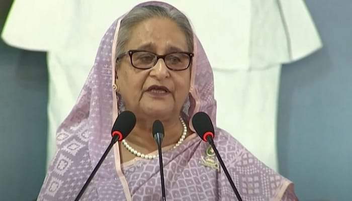 সাংবাদিক ও পুলিশের ওপর হামলাকারীদের শাস্তি পেতেই হবে: প্রধানমন্ত্রী