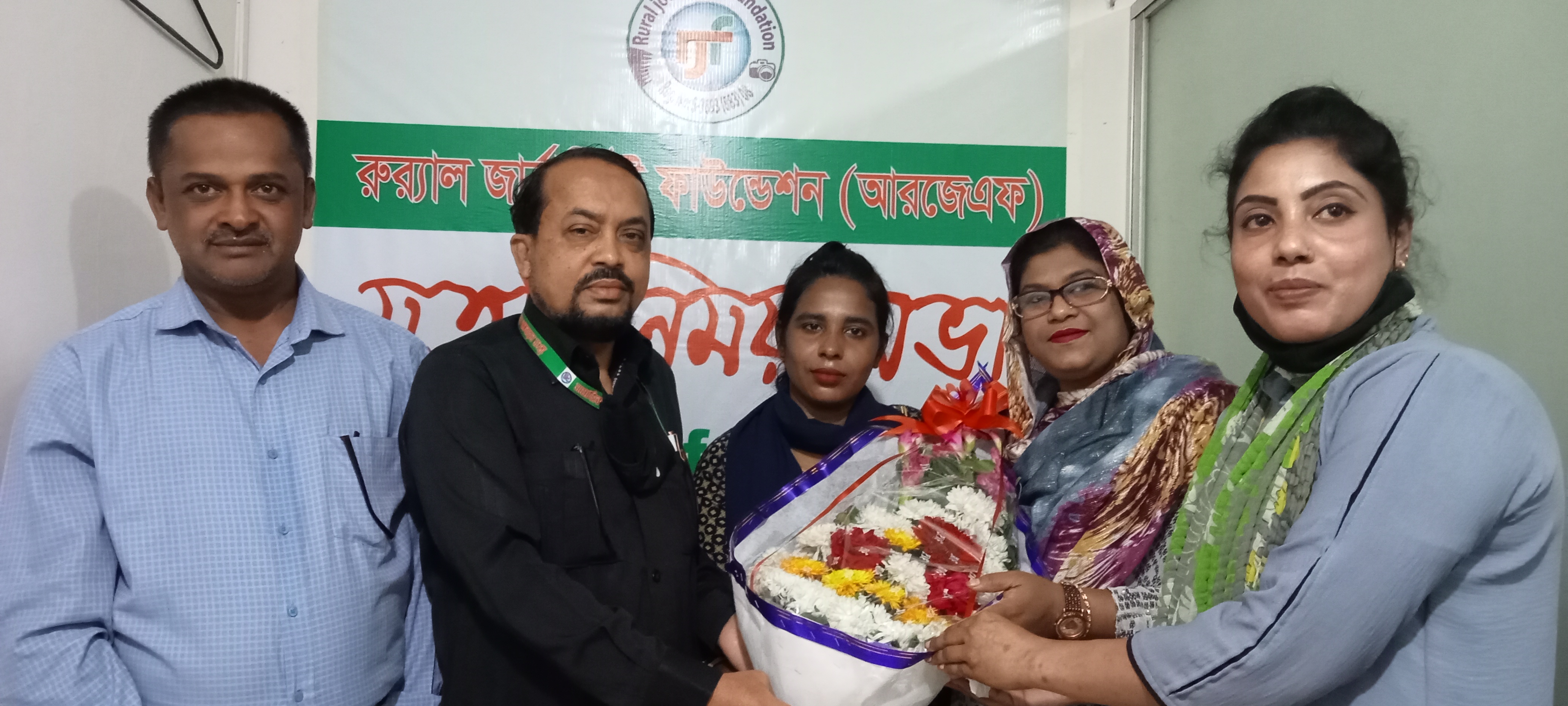 সাংবাদিক রুবিনা শেখের জন্মদিন পালিত