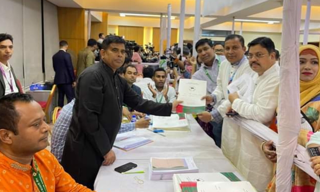 শরীয়তপুর - ২ আসনে দলীয় মনোনয়ন ফরম সংগ্রহ করলেন কাজী মোয়াজ্জেম