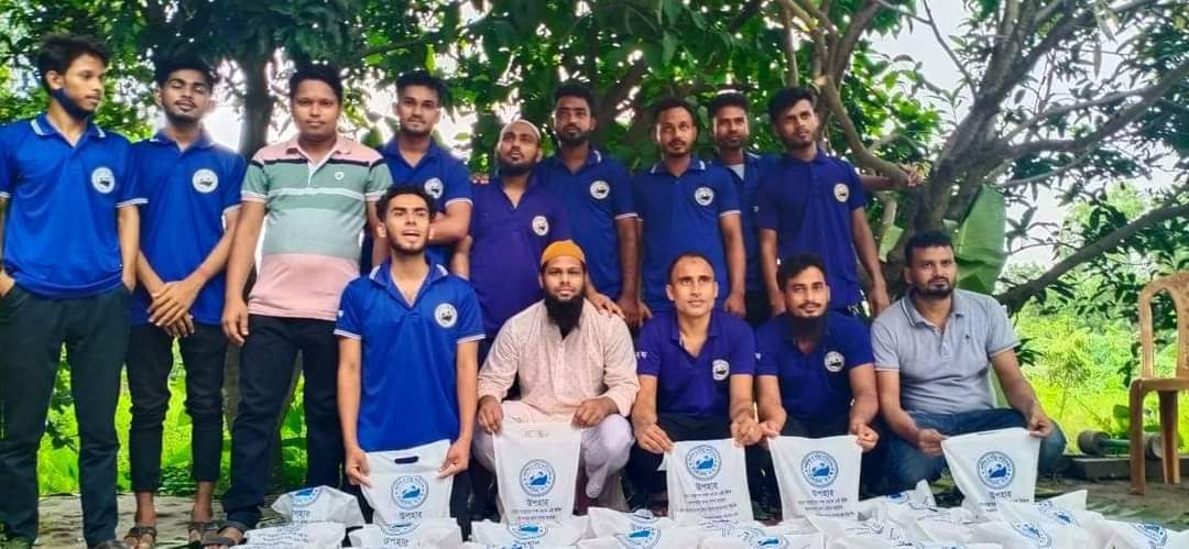 অসহায় মানুষের মাঝে কোরবানির মাংস বিতরণ করেছে “পথশিশু ও দরিদ্র ফাউন্ডেশন বাংলাদেশ”/ star1banglatv.com  